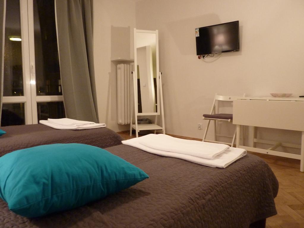 Koro De Varsovio - Apartament Ciasna 10 Esterno foto
